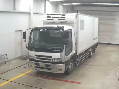 Isuzu FORWARD  с аукциона в Японии