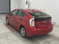 Toyota PRIUS лот № 30016 оценка 4  с аукциона в Японии 1