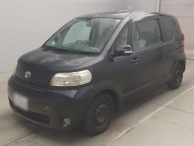 Toyota PORTE  с аукциона в Японии