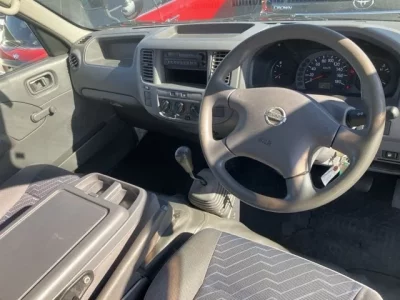 Nissan CARAVAN VAN  с аукциона в Японии