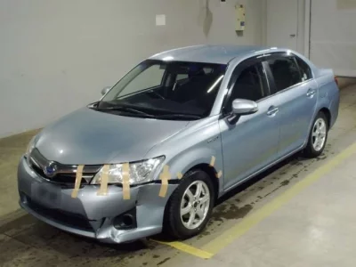 Toyota COROLLA AXIO  с аукциона в Японии