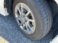 Toyota PRIUS ALPHA лот № 30027 оценка 4  с аукциона в Японии 8