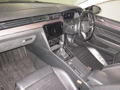 Volkswagen PASSAT VARIANT  с аукциона в Японии