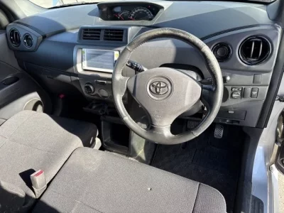 Toyota BB  с аукциона в Японии