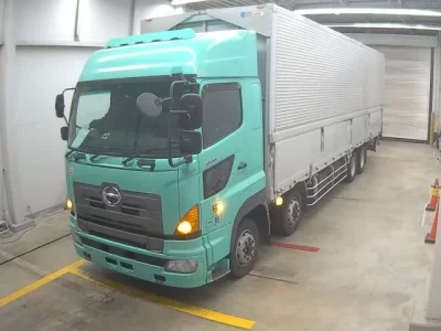 Hino TRUCK
