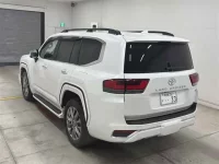 Toyota LAND CRUISER лот № 30034 оценка 6  с аукциона в Японии 1