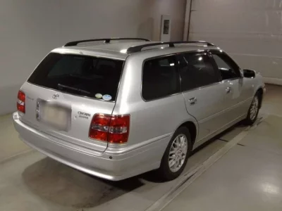 Toyota CROWN ESTATE  с аукциона в Японии