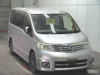 Nissan SERENA  с аукциона в Японии
