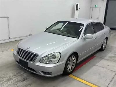 Nissan CIMA  с аукциона в Японии