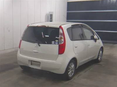 Mitsubishi COLT  с аукциона в Японии