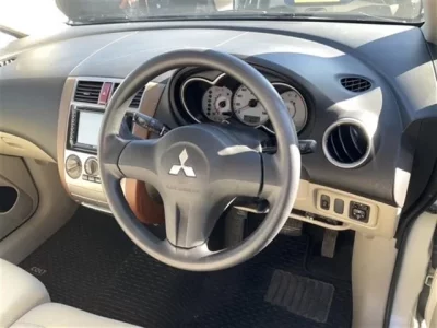 Mitsubishi COLT  с аукциона в Японии