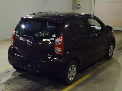 Toyota PASSO  с аукциона в Японии