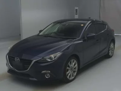 Mazda AXELA  с аукциона в Японии