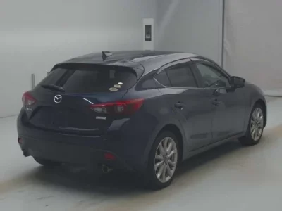 Mazda AXELA  с аукциона в Японии