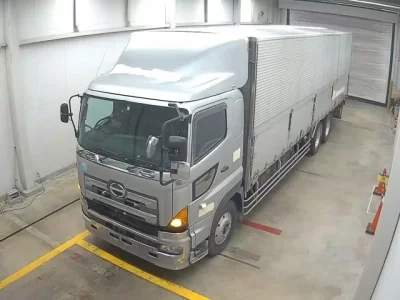 Hino TRUCK
