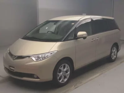 Toyota ESTIMA  с аукциона в Японии