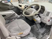 Toyota DYNA лот № 30063 оценка 3.5  с аукциона в Японии 2