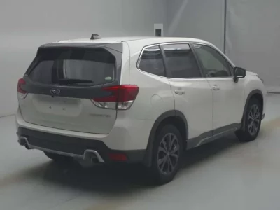 Subaru FORESTER  с аукциона в Японии