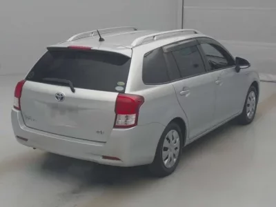 Toyota COROLLA FIELDER  с аукциона в Японии