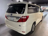 Toyota ALPHARD лот № 50002 оценка 3  с аукциона в Японии 1
