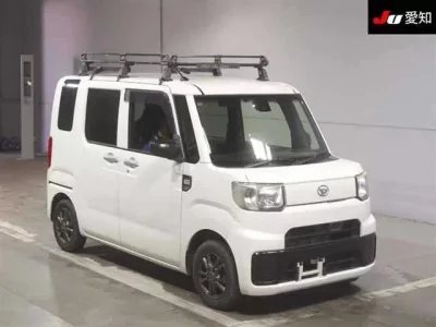 Daihatsu HIJET CADDIE