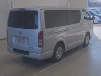 Toyota REGIUS ACE VAN лот № 5037 оценка 3  с аукциона в Японии 1