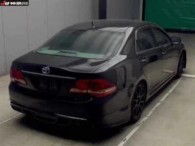 Toyota CROWN  с аукциона в Японии