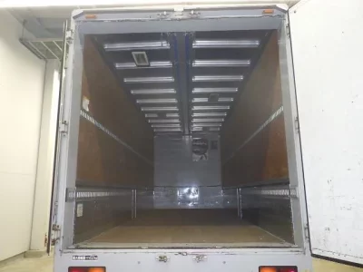 Isuzu FORWARD  с аукциона в Японии