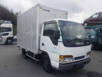 Isuzu ELF  с аукциона в Японии