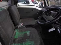 Subaru SAMBAR лот № 1030 оценка 3.5  с аукциона в Японии 7