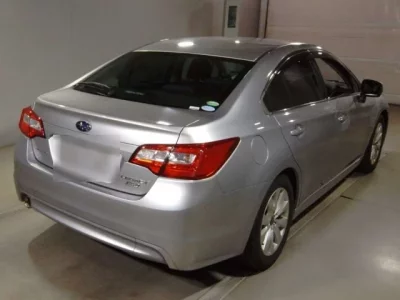 Subaru LEGACY B4  с аукциона в Японии