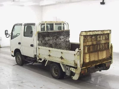 Toyota DYNA  с аукциона в Японии
