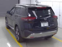 Nissan X-TRAIL лот № 1021 оценка 5  с аукциона в Японии 1