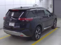 Nissan X-TRAIL лот № 1021 оценка 5  с аукциона в Японии 3