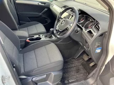 Volkswagen GOLF TOURAN  с аукциона в Японии
