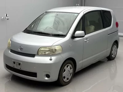 Toyota PORTE  с аукциона в Японии