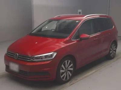 Volkswagen GOLF TOURAN  с аукциона в Японии