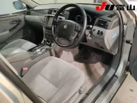 Toyota CROWN лот № 3016 оценка R  с аукциона в Японии 5