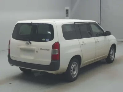 Toyota PROBOX  с аукциона в Японии