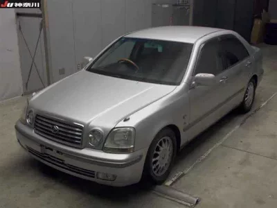 Toyota PROGRES  с аукциона в Японии