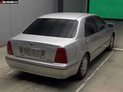 Toyota PROGRES  с аукциона в Японии