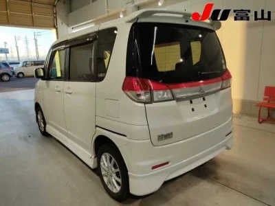 Mitsubishi DELICA D2