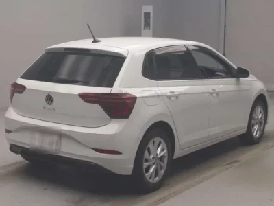 Volkswagen POLO  с аукциона в Японии