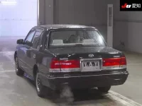 Toyota CROWN лот № 3001 оценка R  с аукциона в Японии 1