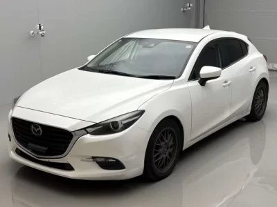 Mazda AXELA  с аукциона в Японии
