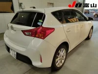 Toyota AURIS лот № 3020 оценка 4  с аукциона в Японии 4