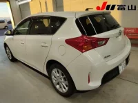 Toyota AURIS лот № 3020 оценка 4  с аукциона в Японии 1