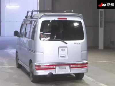 Daihatsu Atrai Wagon  с аукциона в Японии