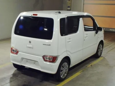 Suzuki WAGON R  с аукциона в Японии