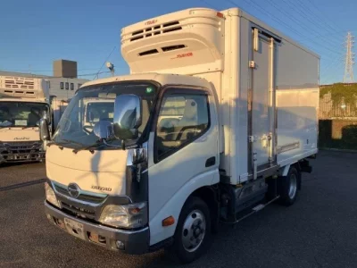 Hino DUTRO  с аукциона в Японии